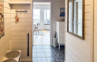Awesome apartment in Tjørhom