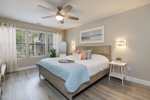 2 slaapkamers, een strijkplank/strijkijzer, gratis wifi, beddengoed