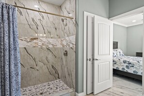 Hair dryer - Casa San Juan a Stylish New Home by the Coast (Port Aransas)