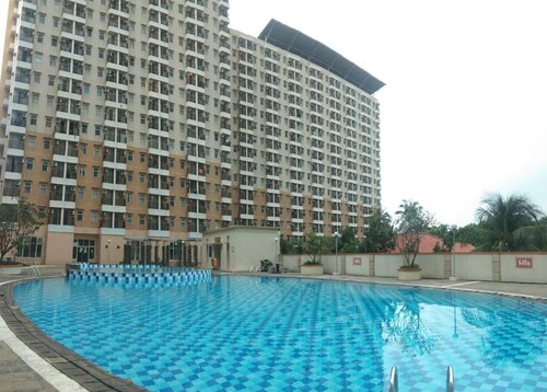 Capital O 93937 Aditya Rooms 