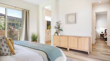 3 habitaciones, escritorio, tabla de planchar con plancha y wifi gratis