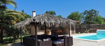 Villa Avec Piscine Située Entre Capbreton et Bayonne, à 5mn de la Plage