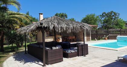Villa Avec Piscine Située Entre Capbreton et Bayonne, à 5mn de la Plage