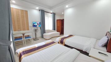 Chambre Confort Double ou avec lits jumeaux | Décoration personnalisée, ameublement personnalisé, bureau