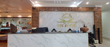 Inn-/utsjekkingsautomat