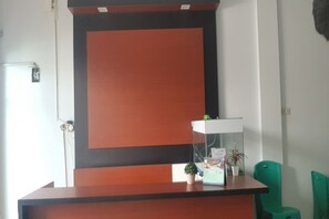 Reception - Hotel O Tasya Homestay (Porsea)