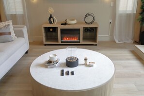 TV, fireplace - Welcome to Nchanted Trilogy-Your Spacious University City Retreat!! (Philadelphia)