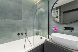 Apartment, 1 Bedroom, Balcony | Bathroom - Apartment in Łódź by Renters Prestige (Lodz)