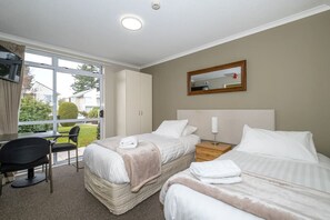 3 bedrooms, iron/ironing board, travel cot, WiFi