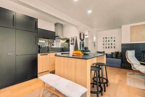 Interior - Chic Bend Condo w/ Fireplace & Forest Views! (Bend)