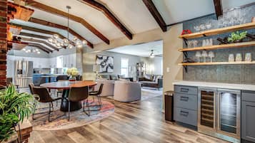 House (3 Bedrooms) | Front of property