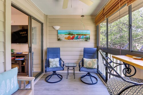 Walk to Beach: Hilton Head Condo w/ Water Views