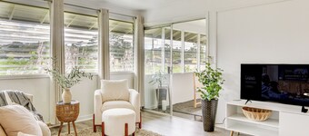 希洛公寓附陽台 - 距海灘2英里！