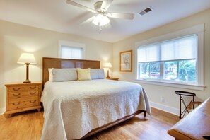 House (3 Bedrooms) | Interior - Home in Beaufort Historic District w/ Private Yard (Beaufort)