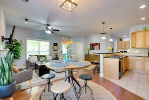 Apartment (1 Bedroom) | Interior