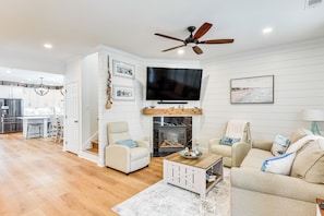 House (4 Bedrooms) | Interior