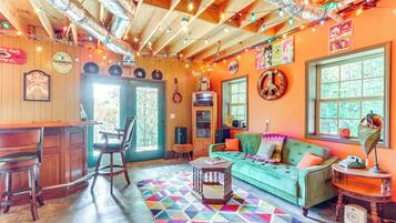 House (2 Bedrooms) | Front of property
