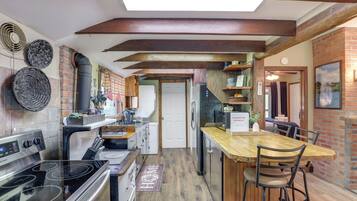 House (1 Bedroom) | Interior