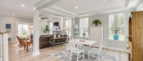 House (4 Bedrooms) | Interior