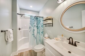House (4 Bedrooms) | Interior - Cape Charles Home: Private Pier & Beach-front Deck (Cape Charles)