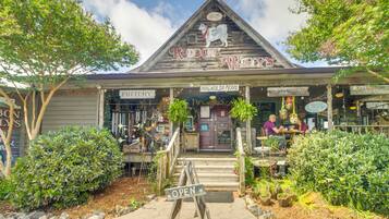 Apartment (0 Bedroom) | Interior