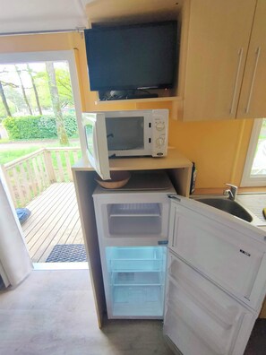 Interior - 3 Bedroom Mobile Home in La Boissière-de-Montaigu (La Boissière-de-Montaigu)