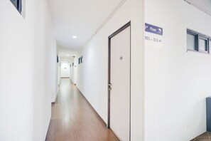 Coin salon dans le hall