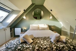 1 quarto, Wi-Fi de cortesia, roupa de cama