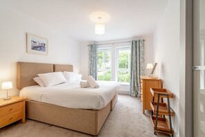 2 slaapkamers, een strijkplank/strijkijzer, gratis wifi, beddengoed