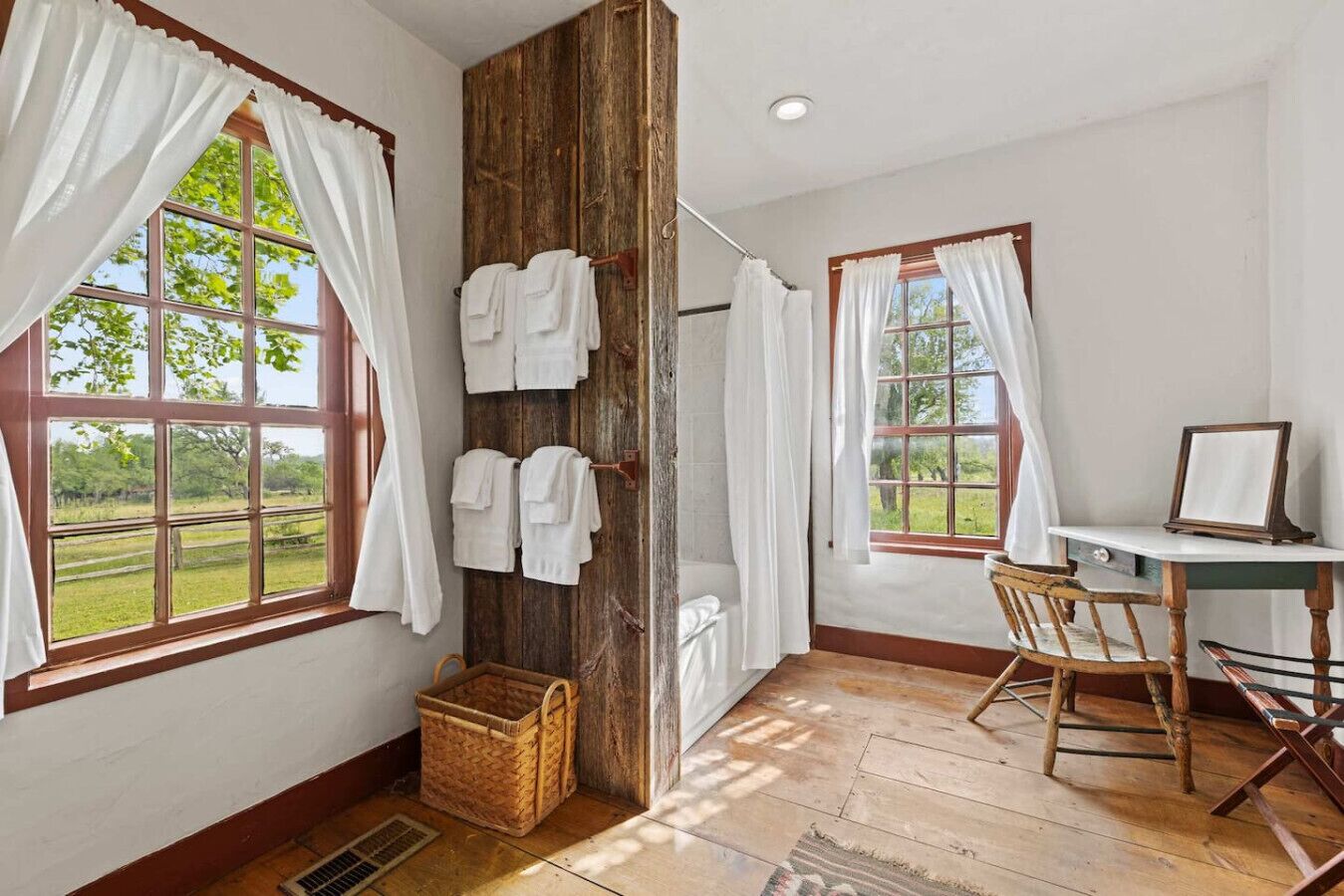 2 bedrooms