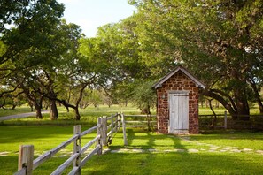 Enceinte de l’hébergement