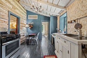 Unclassified image, 3 of 34, button