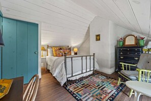 2 室のベッドルーム、アイロン / アイロン台、ベッドシーツ