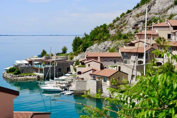 Marina