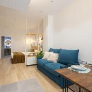Basic Studio | Bathroom - FLORIT FLATS - The Green Apartments (Valencia)