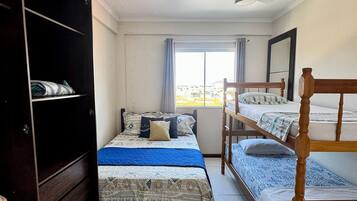 2 chambres, fer et planche Ă repasser, accĂšs Internet, draps fournis