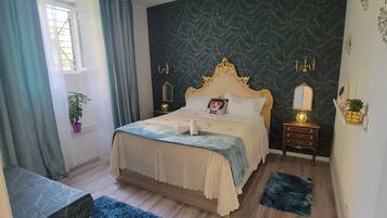 1 Schlafzimmer, BĂŒgeleisen/BĂŒgelbrett, WLAN, BettwĂ€sche