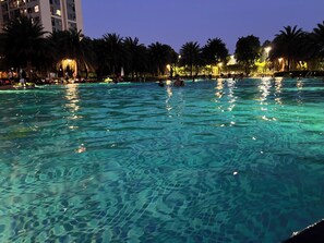 Outdoor pool - Vinhome Grand Park Homestay-Cozy Home (District 9, Tp. Thu Duc)