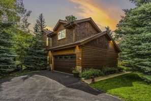 Condo, 3 Bedrooms | Exterior - Elk River Cabin -- Cabin Condo In Estes Park -- 23-zone3554 3 Bedroom Condo by RedAwning (Estes Park)