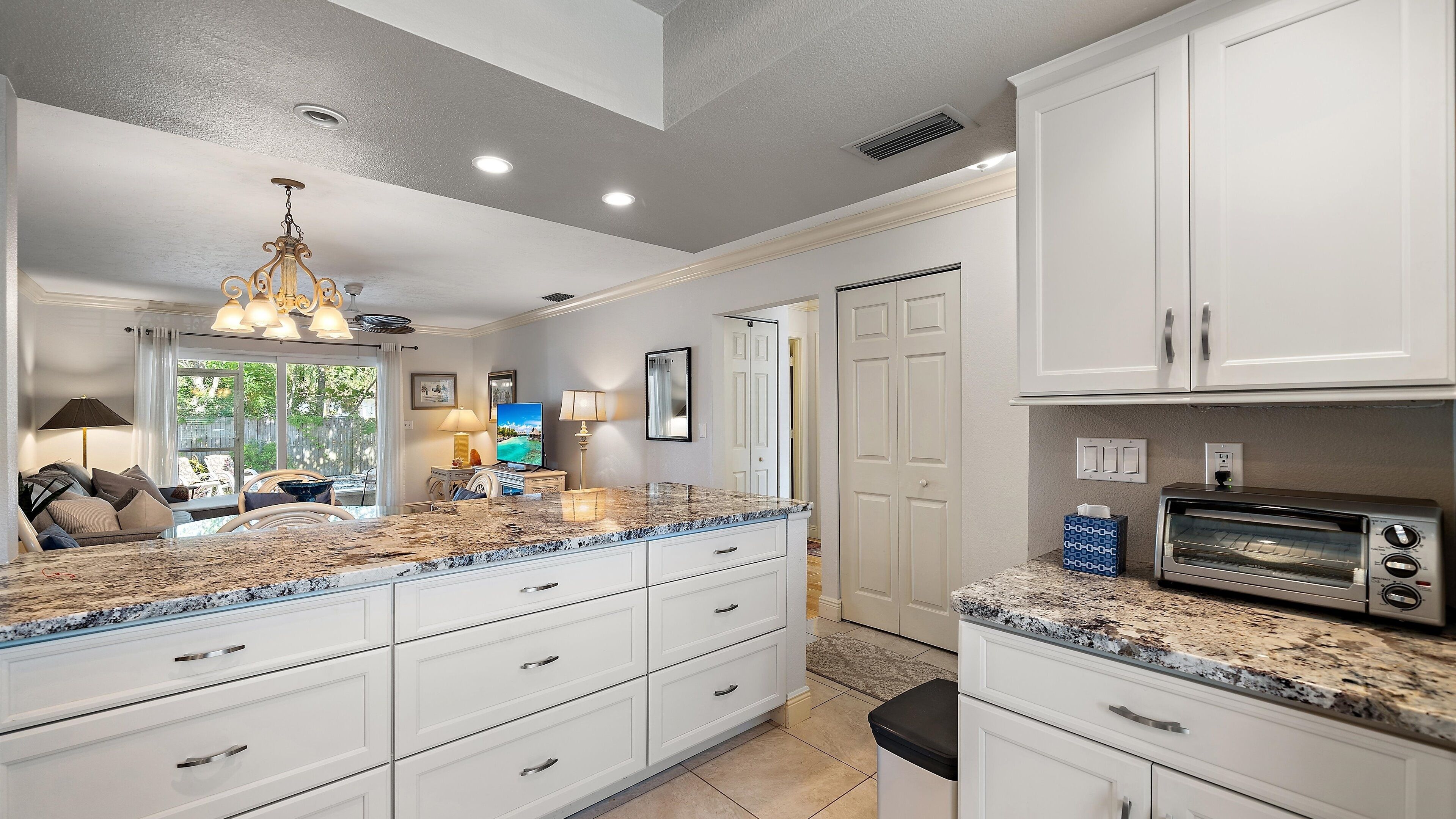 Huoneisto, 2 makuuhuonetta | Yksityinen keittiö | Kahvin-/teenkeitin, jääkaappi, uuni, leivänpaahdin