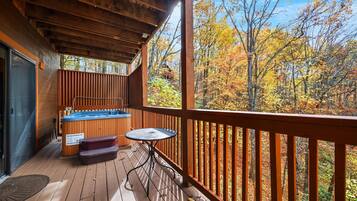 Cabin, 2 Bedrooms | Outdoor spa tub