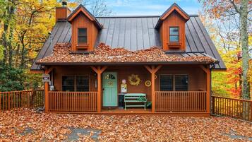 Cabin, 2 Bedrooms | Exterior