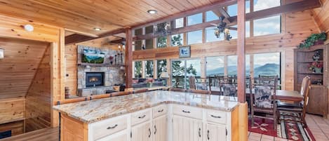 Chalet, Multiple Bedrooms | Interior