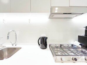 アパートメント (0 Bedroom) | 専用簡易キッチン | 冷蔵庫、電子レンジ、オーブン、コンロ