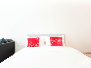 アパートメント (0 Bedroom) | アイロン / アイロン台、ベッドシーツ