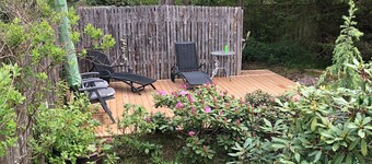 90 Meter fra Havet Ligger Dette Dejlige Sommerhus med Egen sti til Vandet