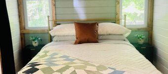 Romantic Cozy Cottage 0.8 miles from JP Coleman State Park / Pickwick / Iuka