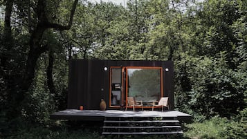Comfort Cabin | Desk