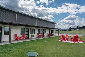 Outdoor dining - The Jewel View Cottages Units 1 & 2, 2BD2BA (Bigfork)