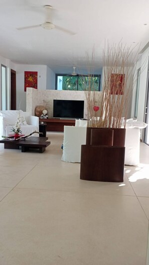 ヴィラ 3 ベッドルーム テラス ガーデンビュー | ラウンジ